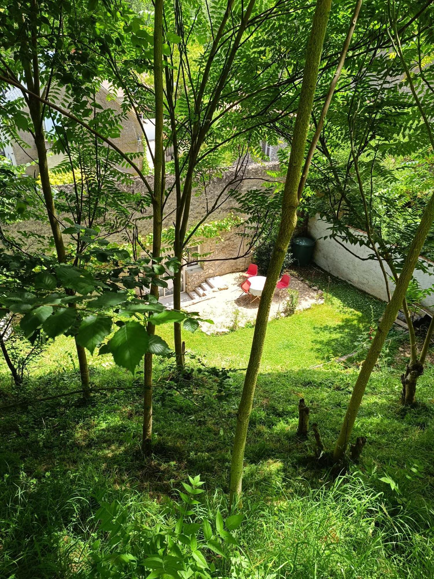 Logement Entier Dans Village Calme Guillerval Exterior photo